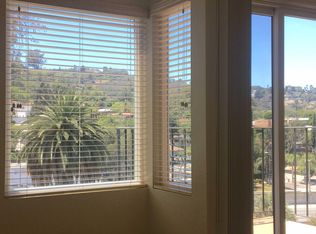 3033 Hollycrest Dr, Los Angeles, CA 90068