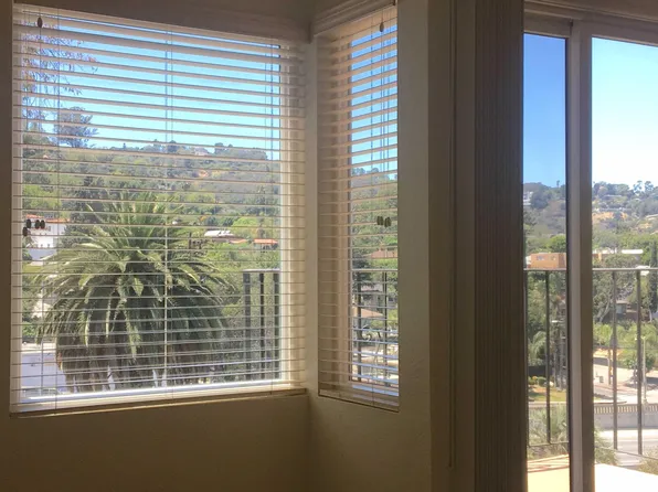 3033 Hollycrest Dr, Los Angeles, CA 90068