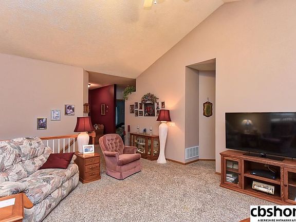 4th image of 1003 Woodview Dr