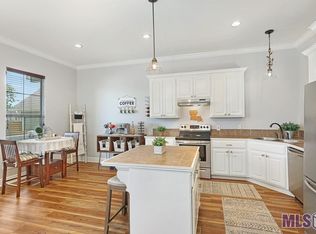 1027 E Bienville Ave, Gonzales, LA 70737