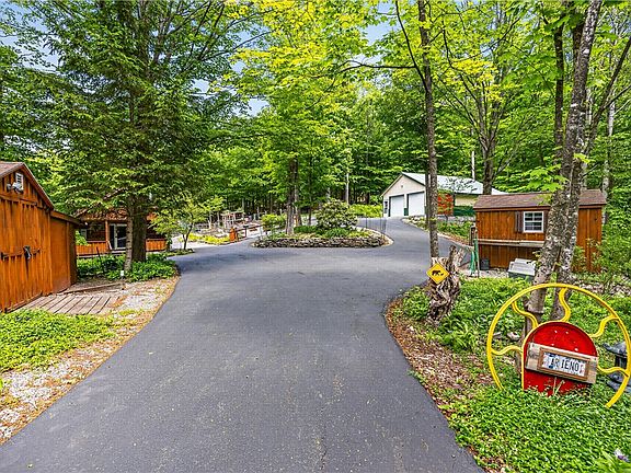 3rd image of 7681 Dutch Hollow Rd
