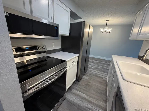 209 E Highline Circle Bldg 209 #202, Centennial, CO 80122