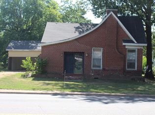 1512 S Main St, Hope, AR 71801