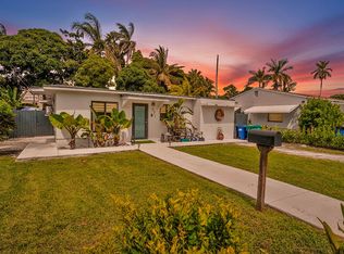 271 NW 82nd Ter, Miami, FL 33150