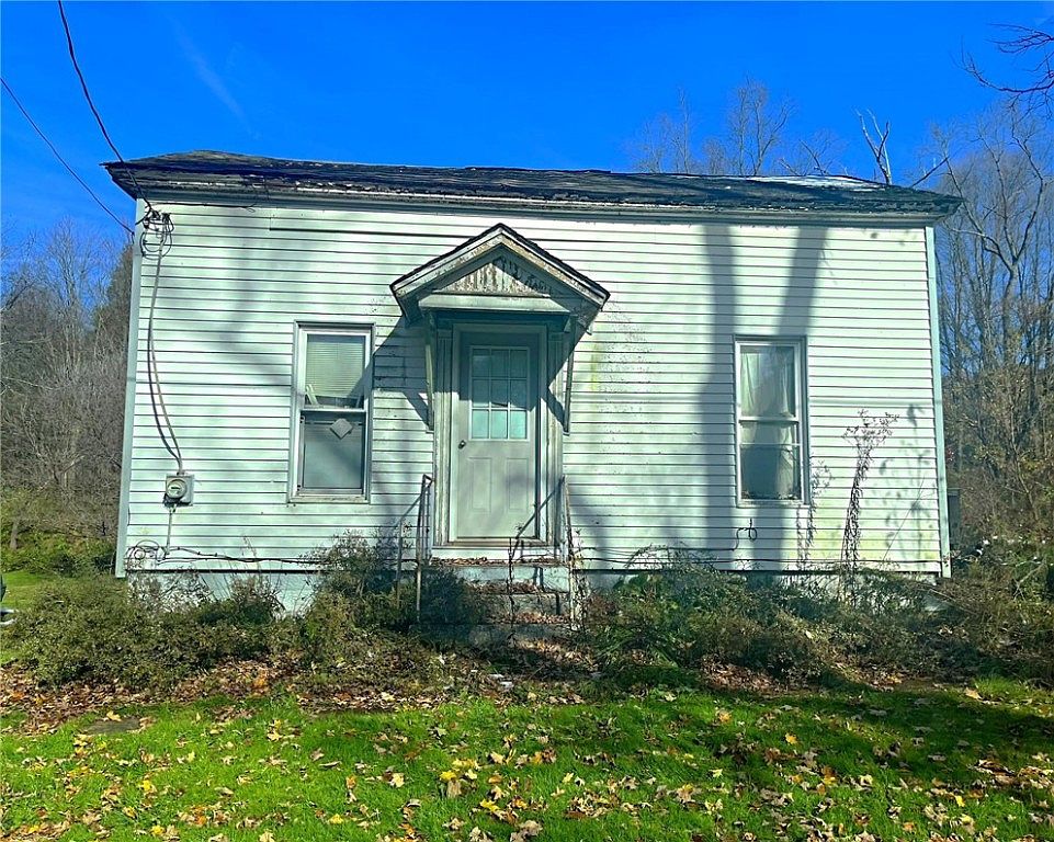 118 Spring St, Springboro, PA 16435 Zillow