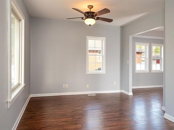 4th image of 235 E Lorena Ave