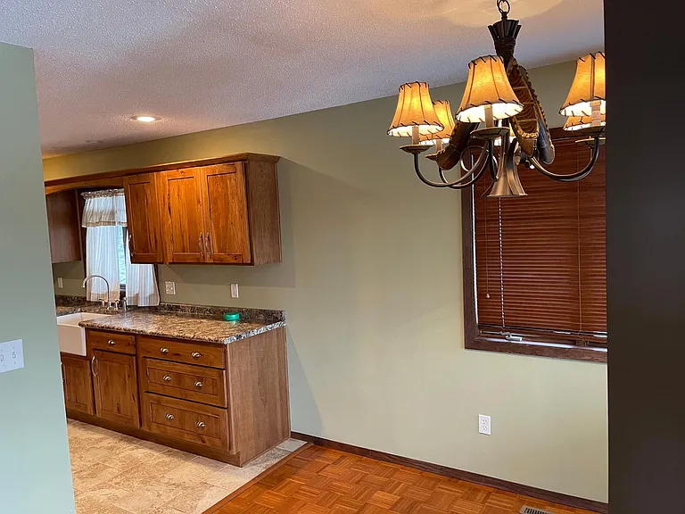 144 Acorn Dr — Photo 14