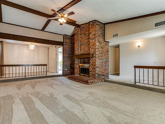 5th image of 3313 Ivanhoe Ln