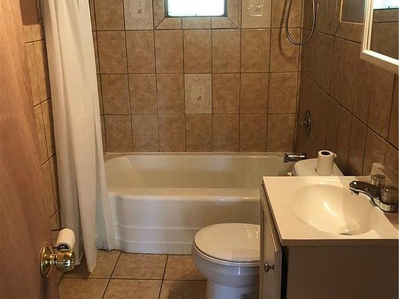 5th image of 134 Villa Ave