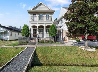 813 Ashland St, Houston, TX 77007