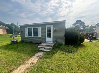 2038 Avon St, La Crosse, WI 54603