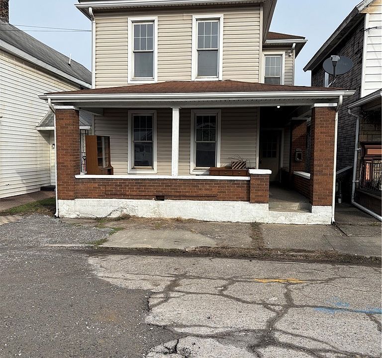 1st image of 1225 Center St