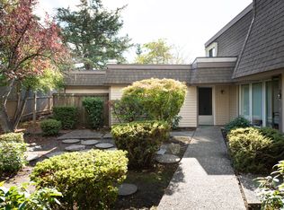 14525 NE 6th Pl UNIT 1, Bellevue, WA 98007