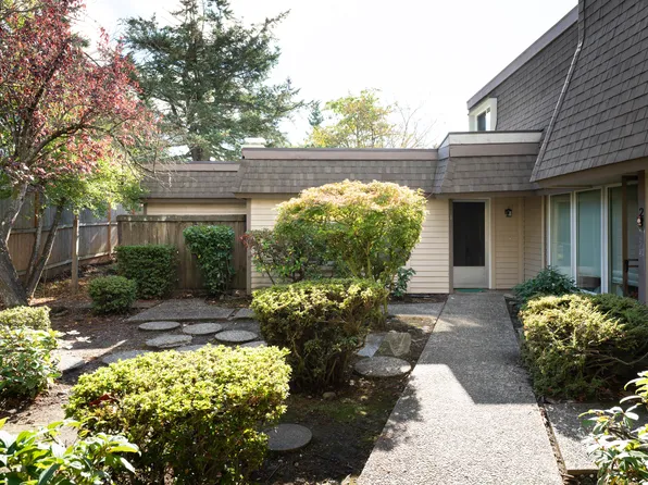 14525 NE 6th Pl Unit 1, Bellevue, WA 98007