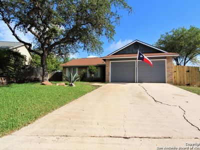 10438 Shallow Xing, Converse, TX, 78109