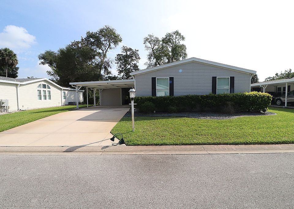 1st image of 18 Chatsworth Ln