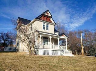 415 E 4th St, Stromsburg, NE 68666