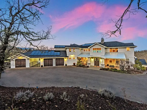 80 Placer Hill Dr, Jacksonville, OR 97530