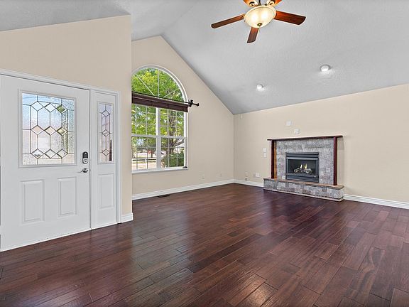 4th image of 5226 32nd St