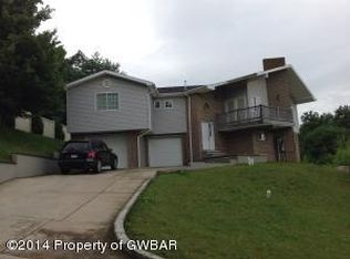 208 Columbus Ave, Hazle Township, PA 18202