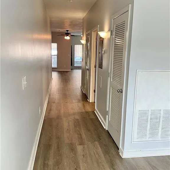 238 Walker St SW #22 — Photo 15