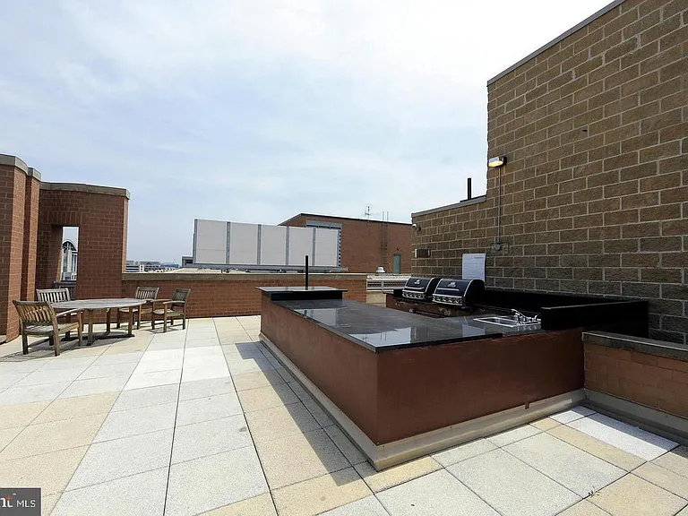 631 D St NW #626 — Photo 14