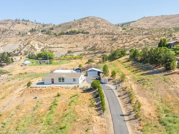 195 Ivan Morse Rd, Manson, WA 98831