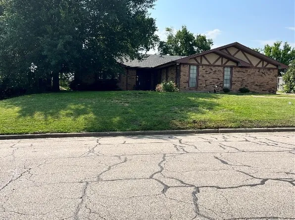 603 Deer Dr, Greenville, TX 75402