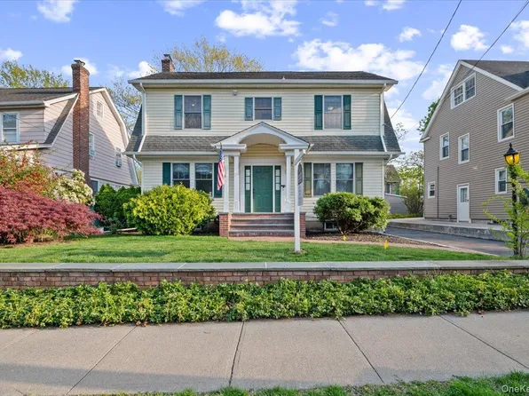 78 Beechwood Avenue, Port Washington, NY 11050