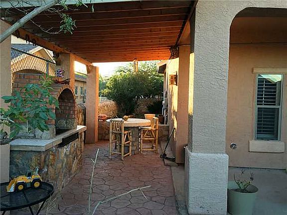 5th image of 3312 Blue Earth Ln