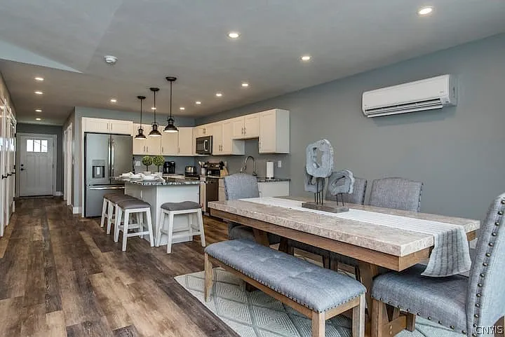 103 Sand Pier — Photo 10