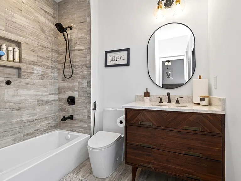 6582 Rosewood Ln — Photo 16