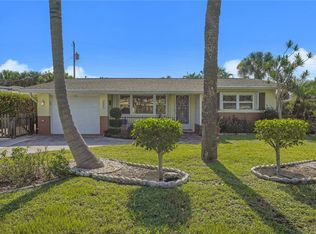 3527 NE Jeannette Dr, Jensen Beach, FL 34957