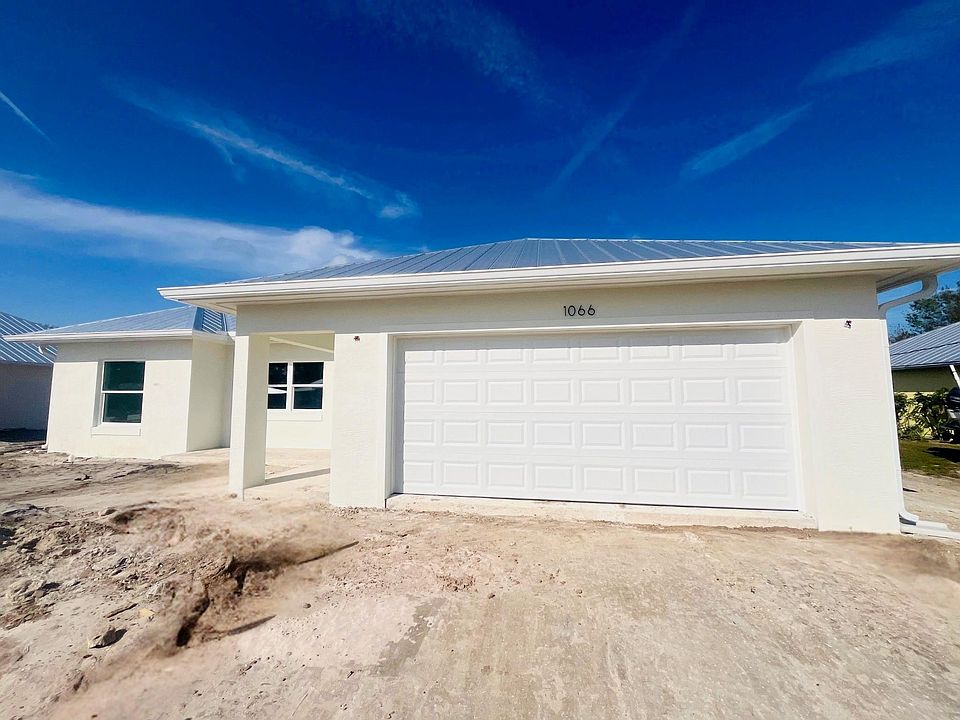 2nd image of 1066 18th Street