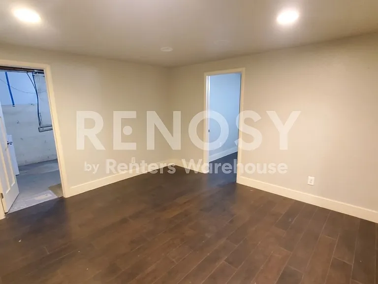2225 S Cherry St — Photo 15