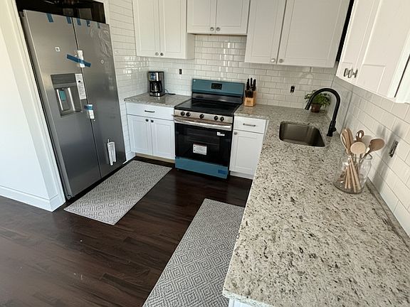 5th image of 7323 Orange Blossom Ave