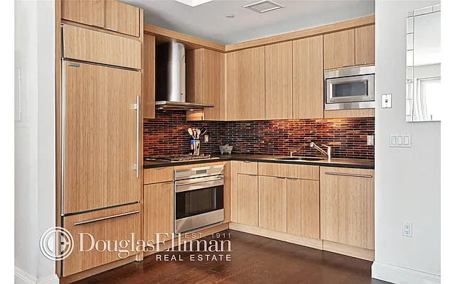 Sold by Douglas Elliman | media 3