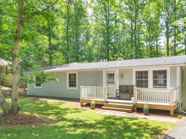 30 Stonewall Rd, Palmyra, VA 22963