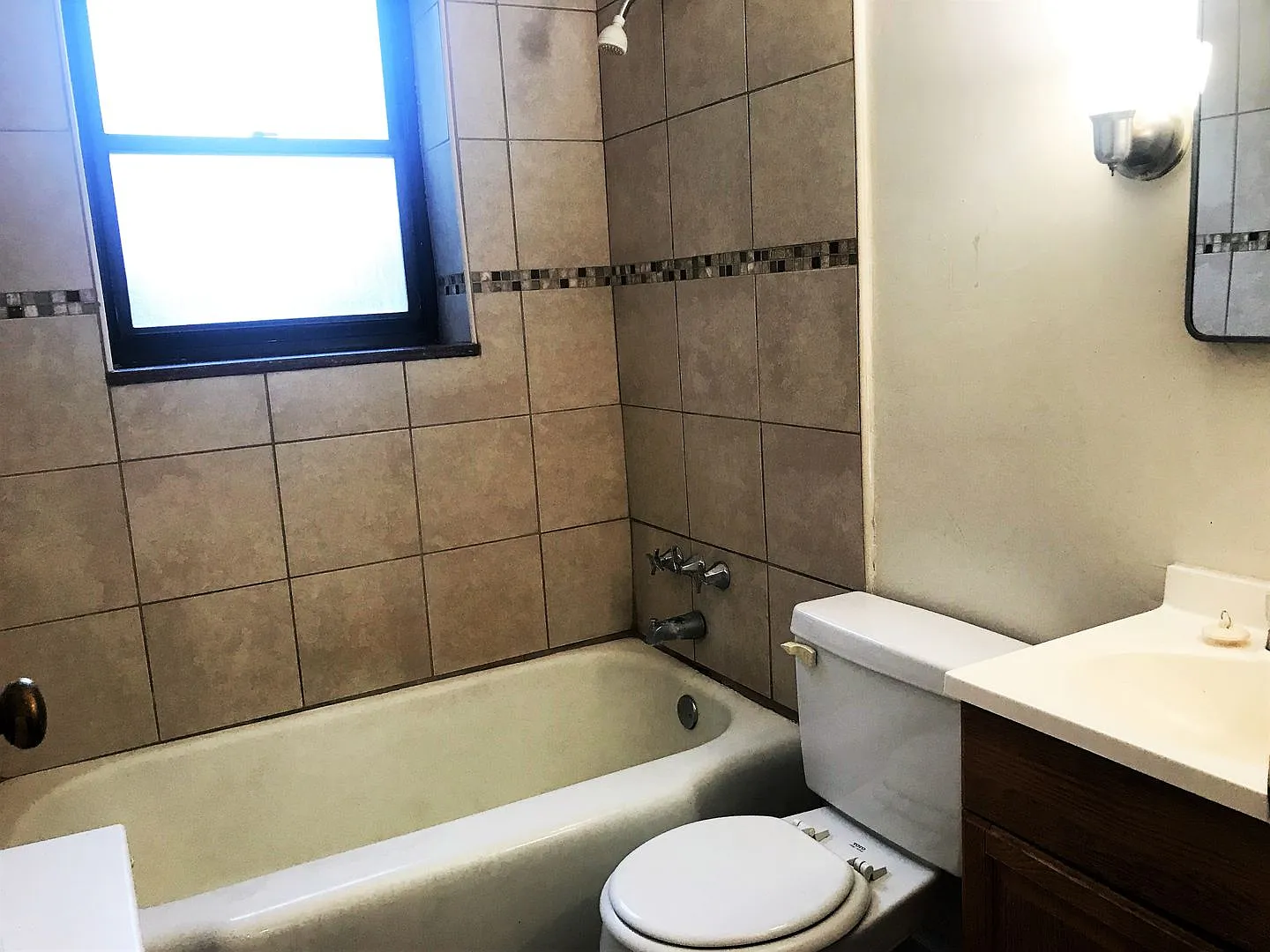 North Hills - Apartments For Rent In Pittsburgh — Photo 2