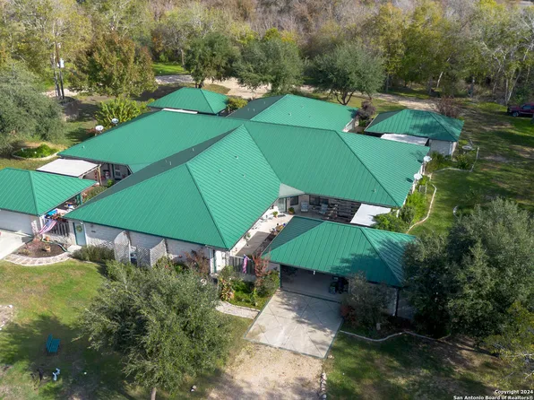123,125,127,129 Buffalo Gap, Seguin, TX 78155