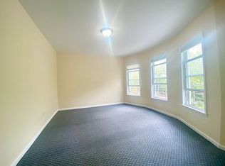 404 Albemarle Rd #2, Brooklyn, NY 11218