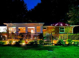 2434 S Burnett Rd, Springfield, OH 45505