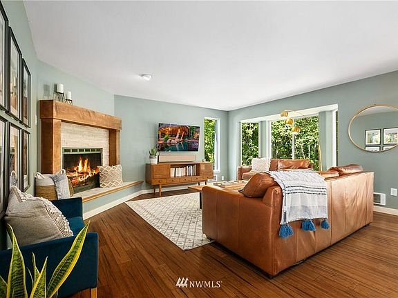 5th image of 162 Polo Park Dr