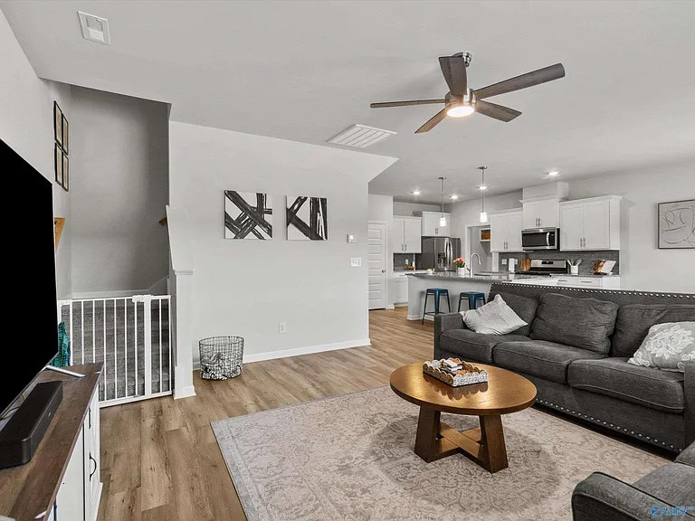209 Allegro Cir — Photo 11