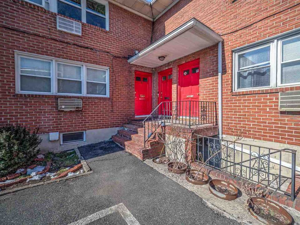 1st image of 4325 Meadowview Ave #102