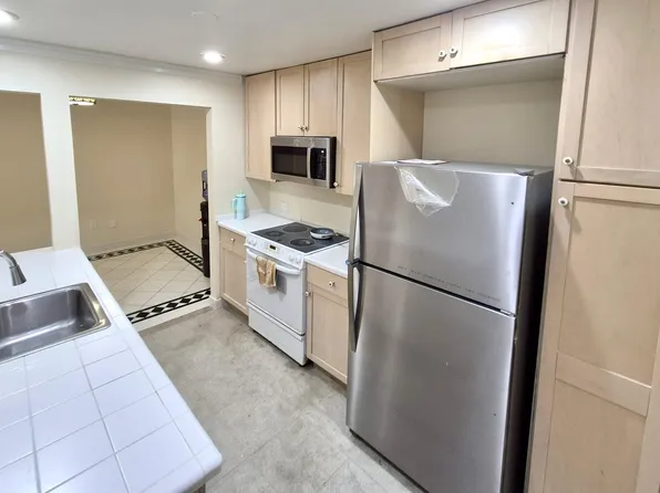 790 River Road image 20 of 24