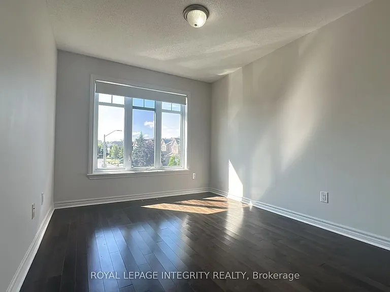 6067 N Bluff Dr — Photo 24
