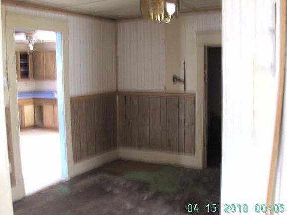 5th image of 4304 Sterling Ave