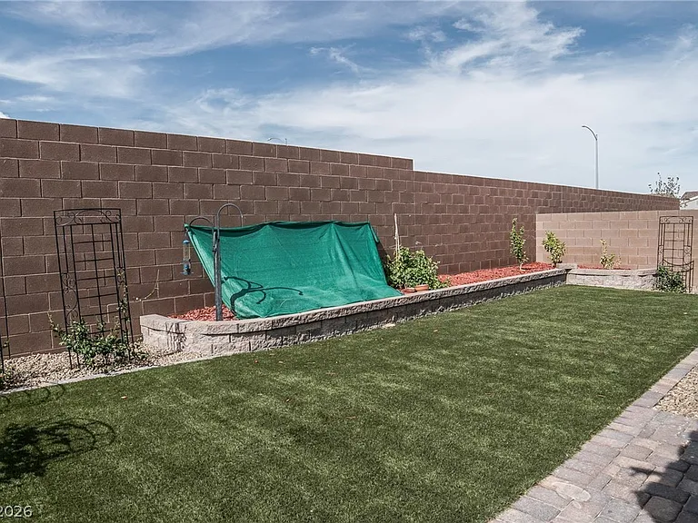 1818 Vibrant Barn Ave — Photo 25