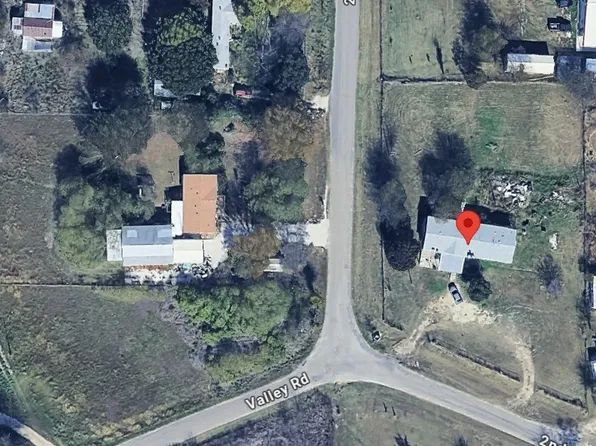 9800 2nd St, Joshua, TX 76058